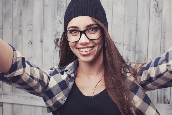 girl-with-braces-taking-a-selfie girl-with-braces-taking-a-selfie