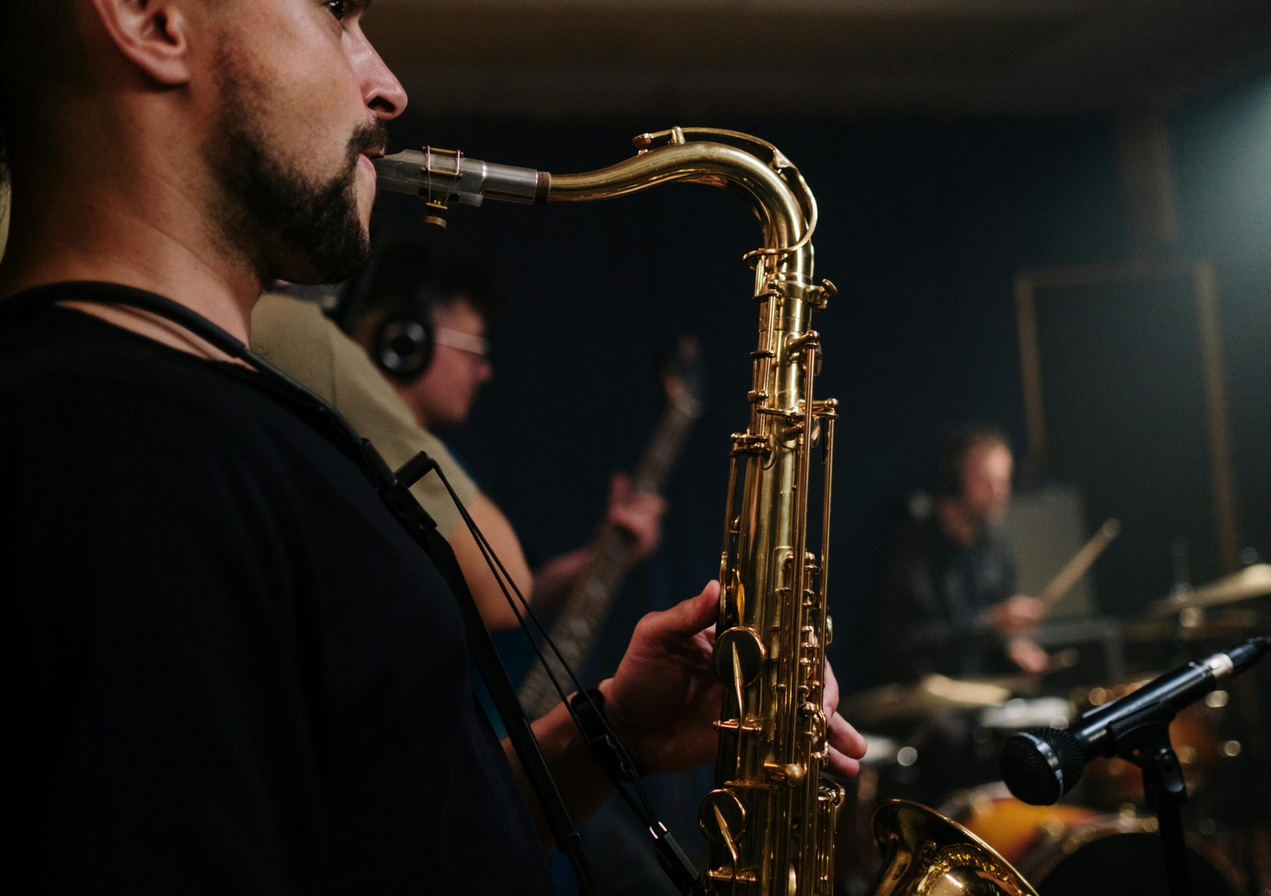 Invisalign for Musicians: Proven Ways to Maintain Performance